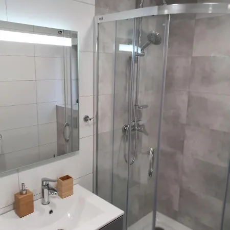 North Side * פוסטקובו