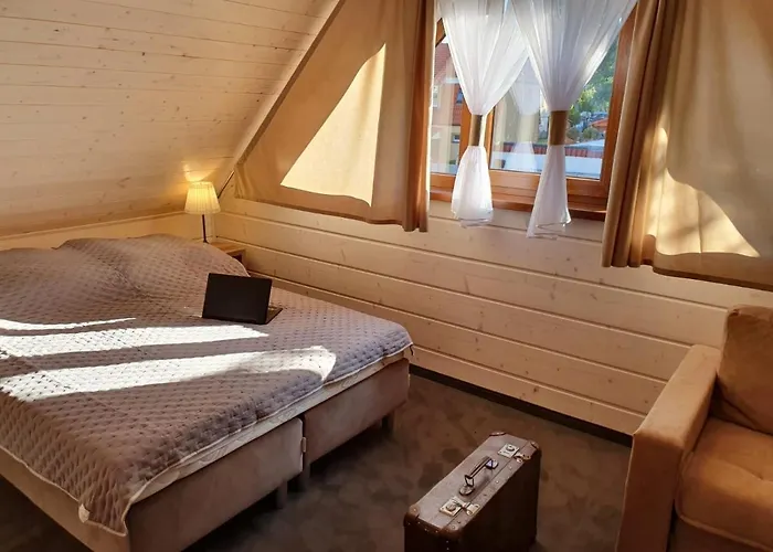 בית נופש North Side פוסטקובו